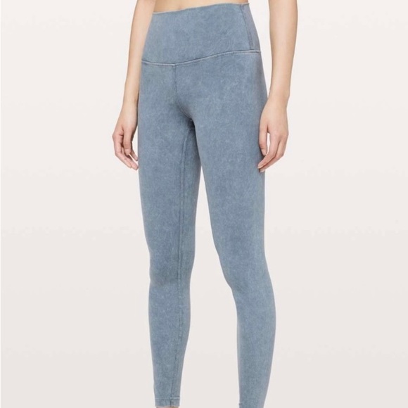 Sz2 Lululemon Wunder Unders in washed Moon Blue VGUC - Picture 1 of 11